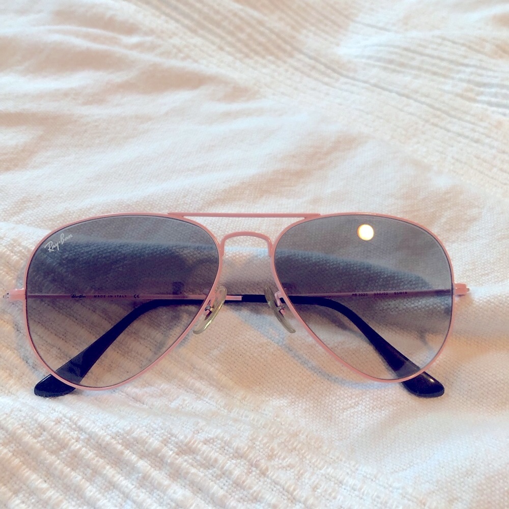 Ray-ban RB3025 030/32 55014 Pink frames limited run. Vintage early 2000